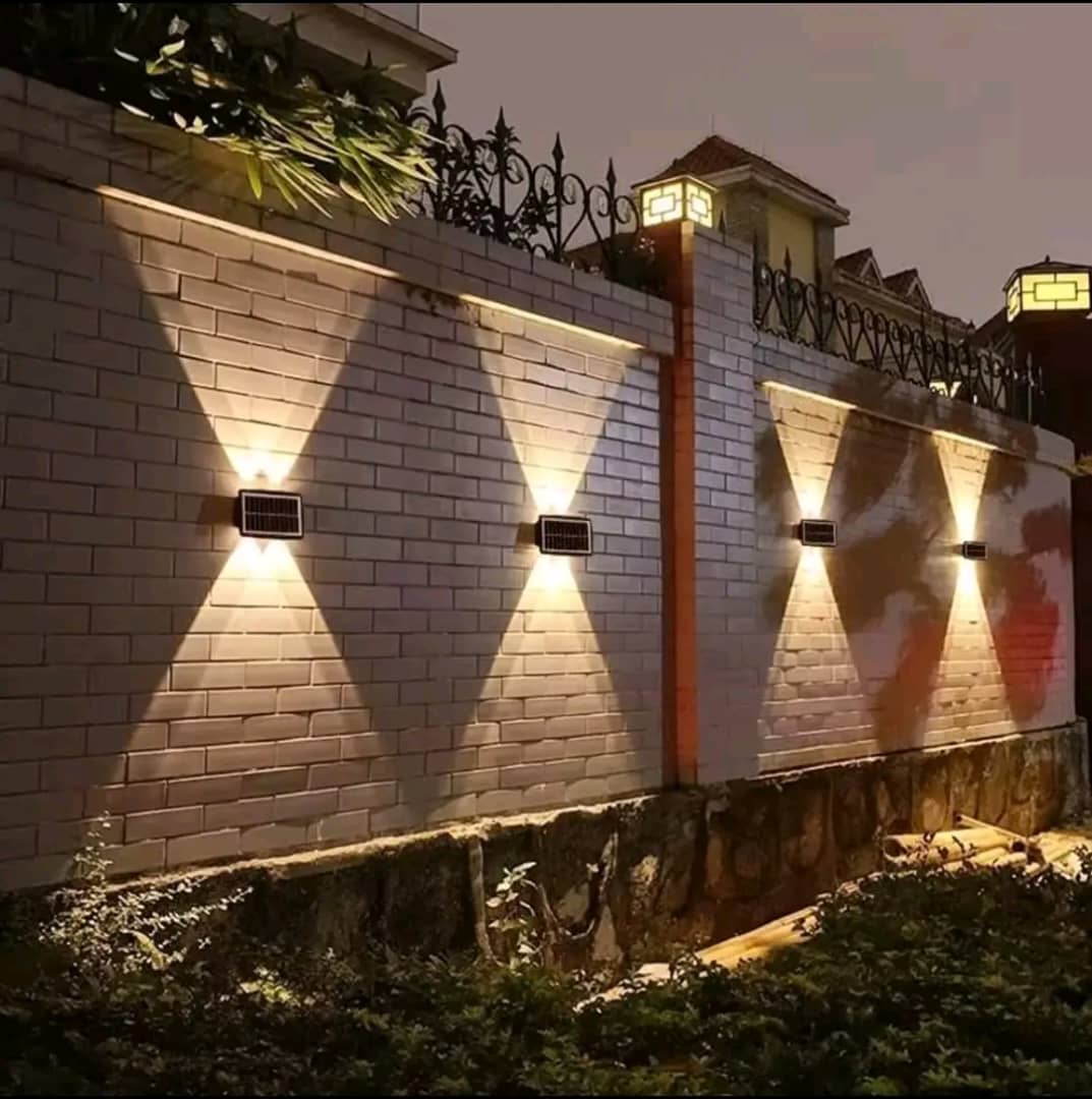 LAMPE MURALE SOLAIRE