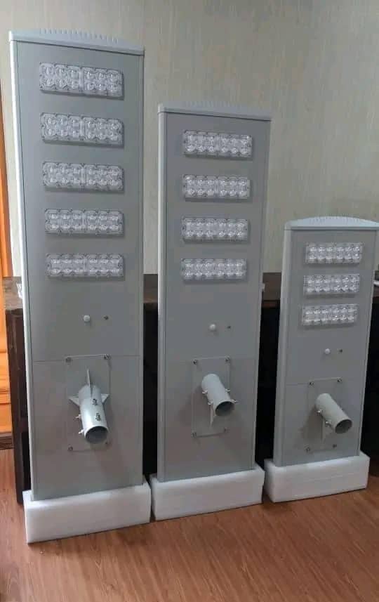 LAMPADAIRE 150W ALL IN ONE - Akwa Marketplace