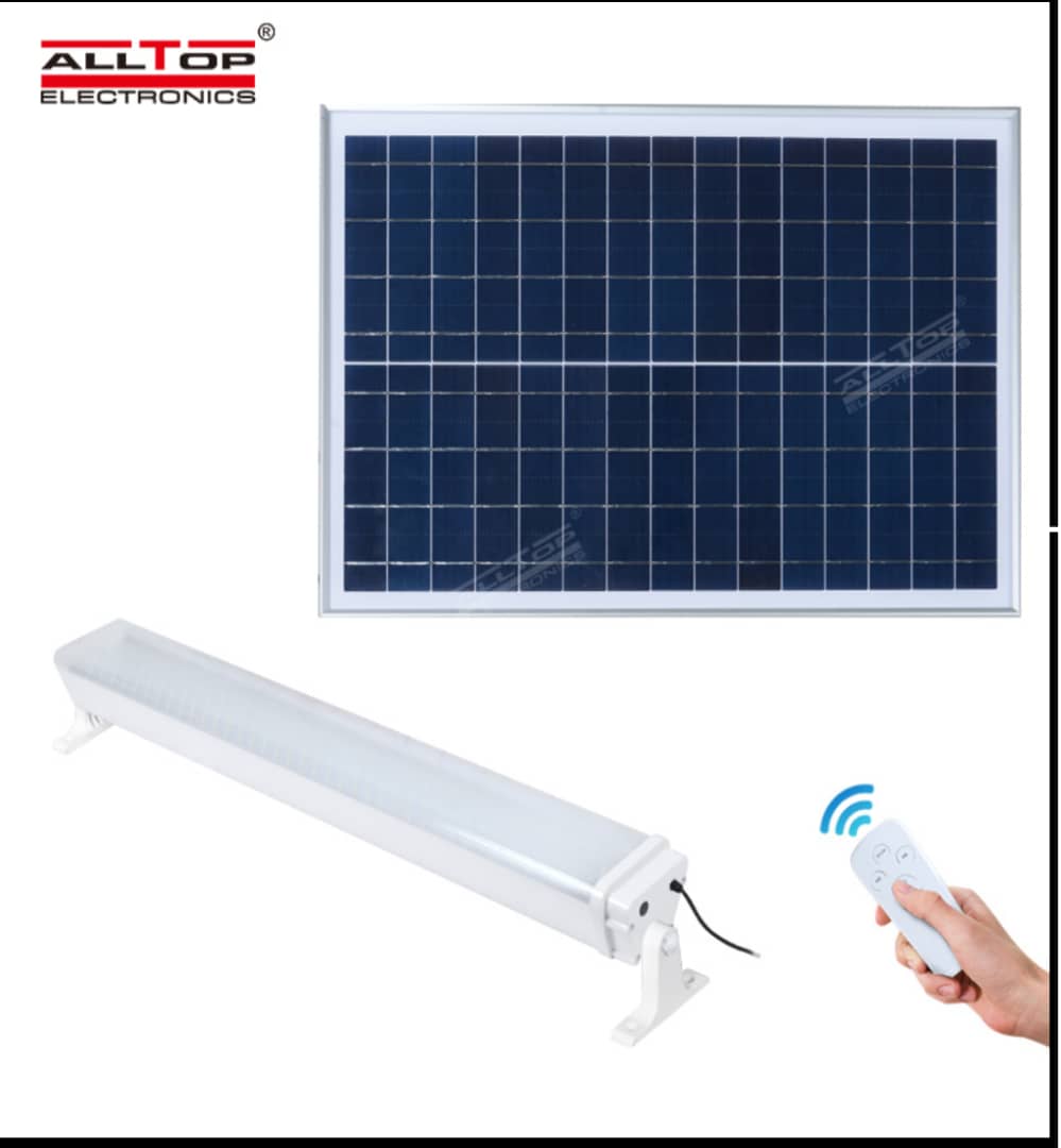 Lampe solaire à LED 40 W à triple protection (télécommande) - Akwa Marketplace